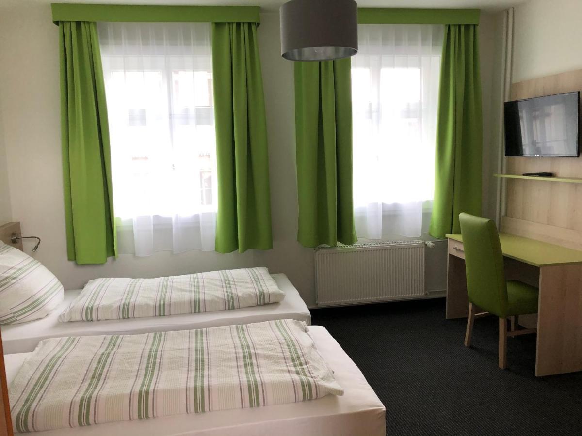 Burghotel Homberg ホムベルク エクステリア 写真