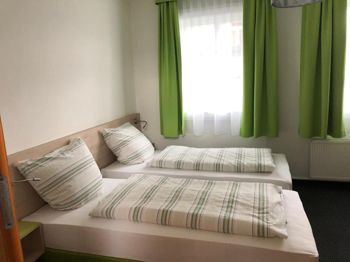 Burghotel Homberg ホムベルク エクステリア 写真