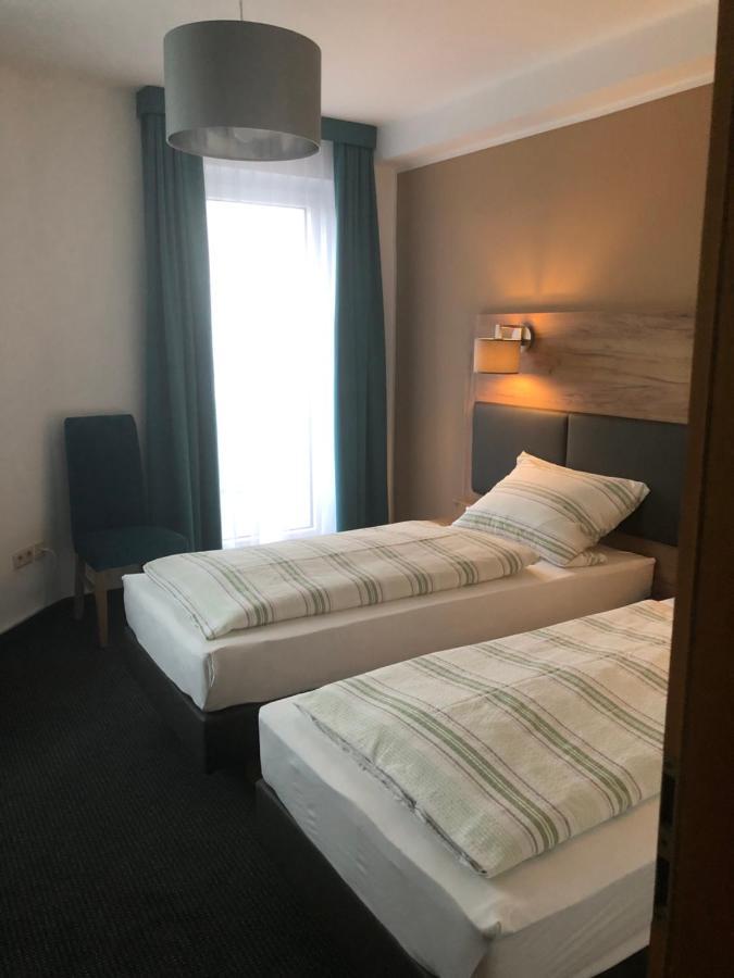 Burghotel Homberg ホムベルク エクステリア 写真