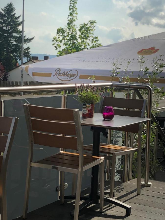 Burghotel Homberg ホムベルク エクステリア 写真